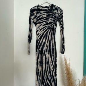 Tie dye long sleeve dress